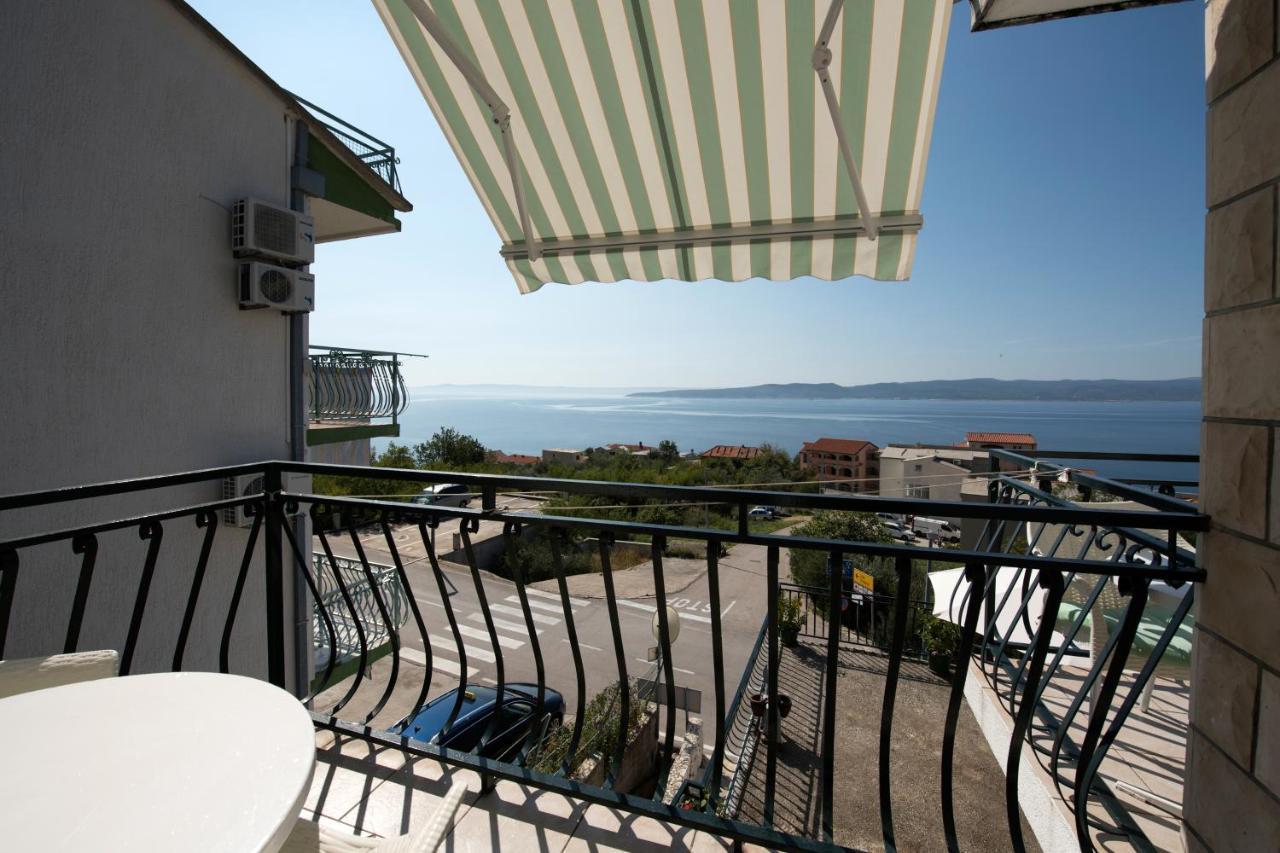 Apartments With A Parking Space Brela, Makarska - 16603 Extérieur photo