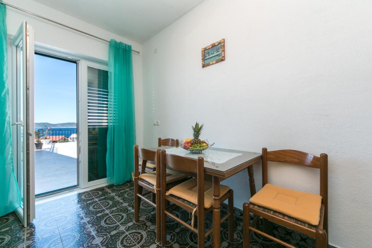 Apartments With A Parking Space Brela, Makarska - 16603 Extérieur photo